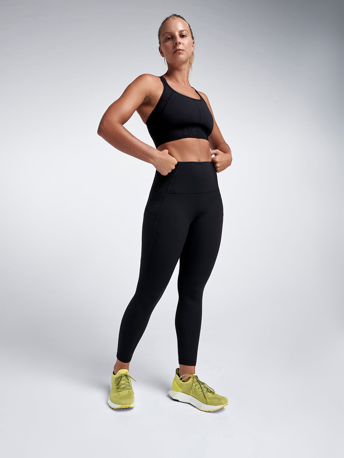 OBSESSION78POCKETLEGGINGS_RECYCLED_BLACK_05